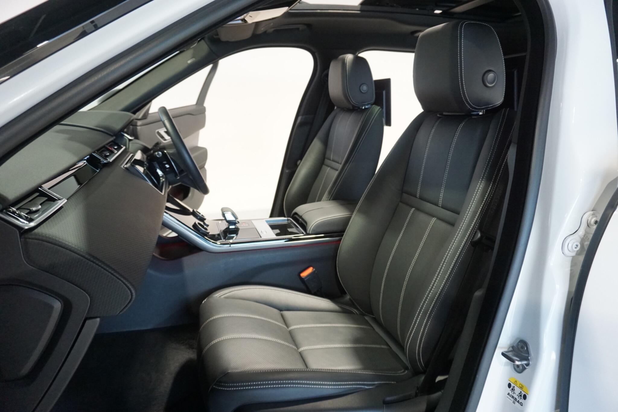 Land Rover Range Rover Velar 3.0 D300 MHEV R-Dynamic SE SUV 5dr Diesel Auto 4WD Euro 6 (s/s) (300 ps)